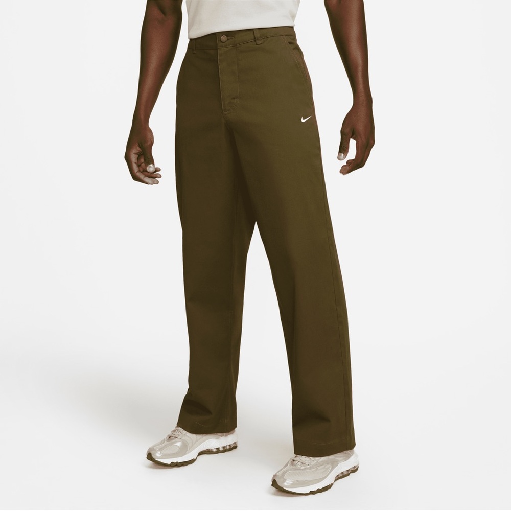 Nike Men's Life Unlined Cotton Chino Pants in Green ‼️NWT‼️